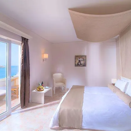 Athina Palace - Mades